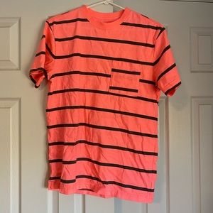 american eagle T-shit